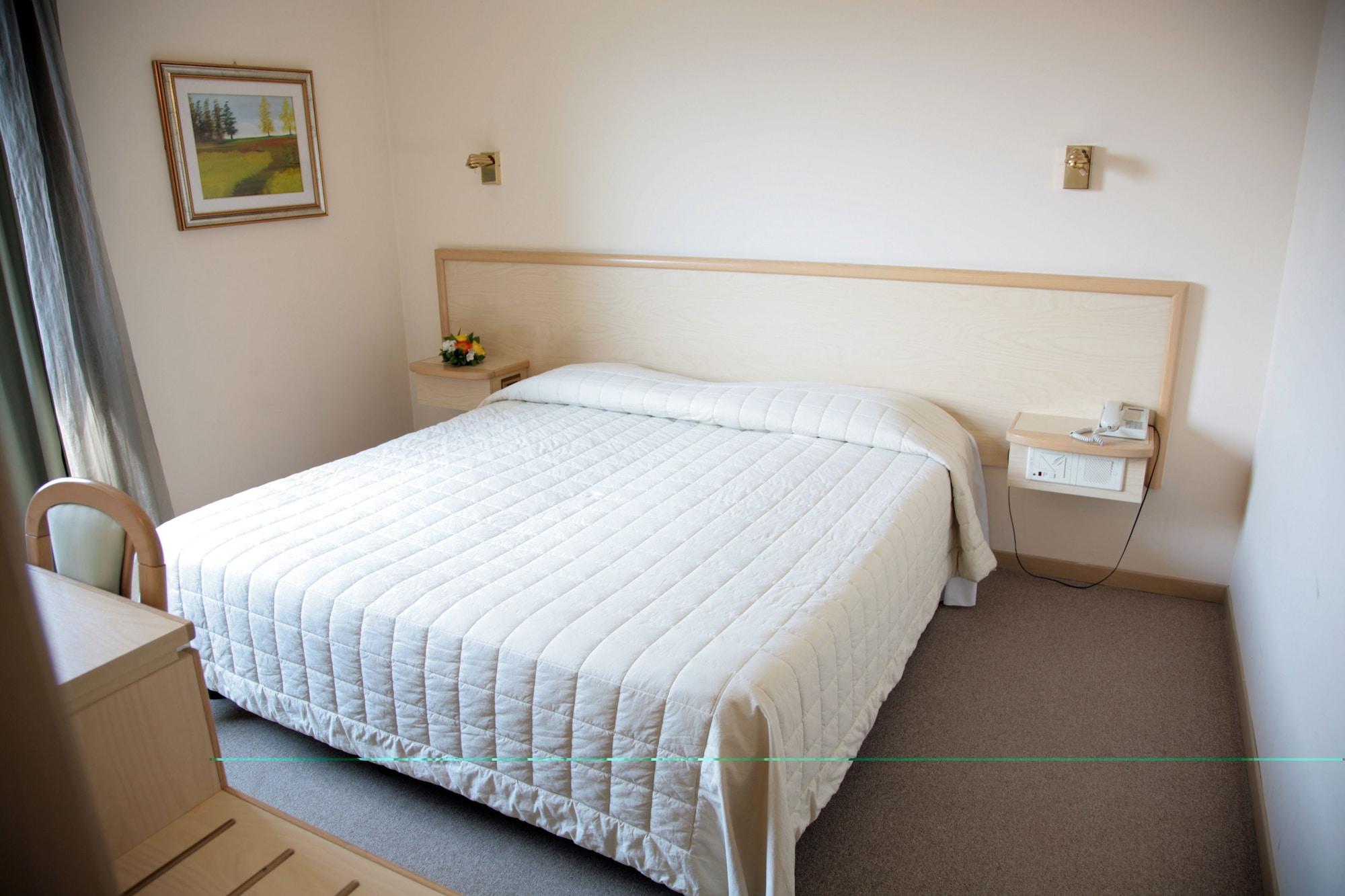 Hotel Bassetto Ferentino Luaran gambar