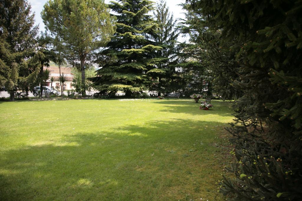 Hotel Bassetto Ferentino Luaran gambar