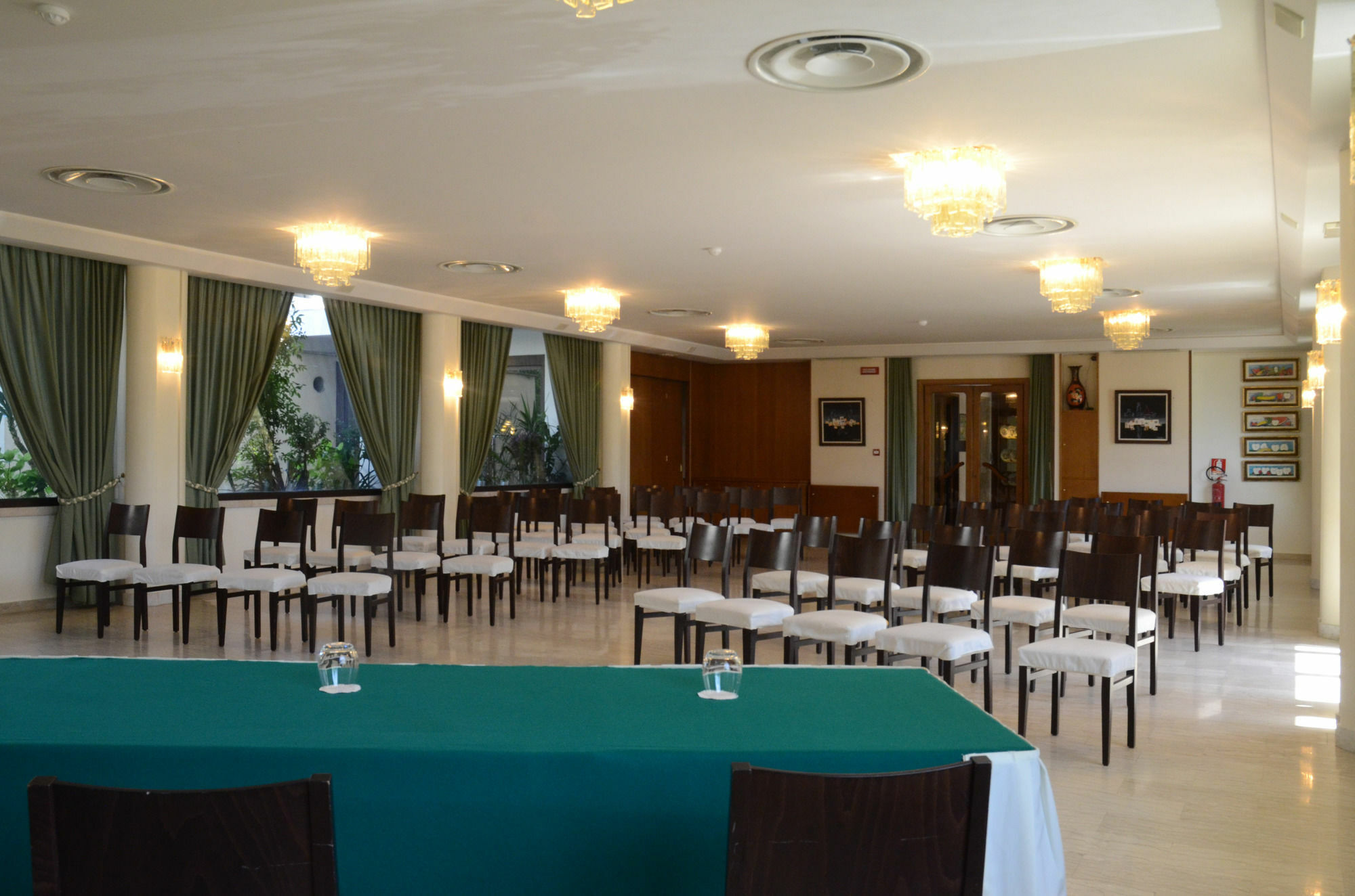 Hotel Bassetto Ferentino Luaran gambar